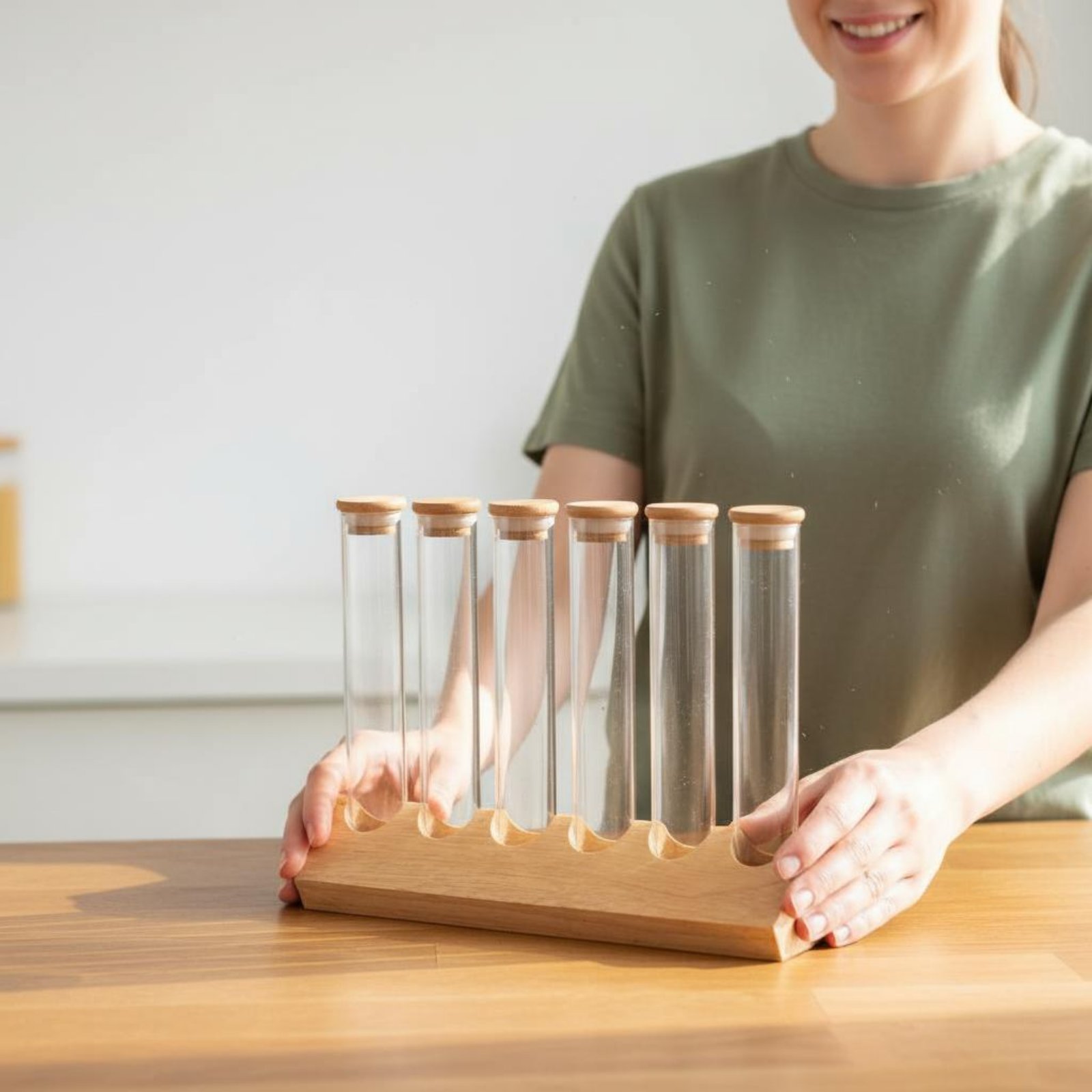 Display Stand Wood - Glasröhrchen-Behälter-Set mit Holzständer Platzsparendes Glasröhrchen-Holzgestell-Set Kaffeebohnen-Präsentationsständer